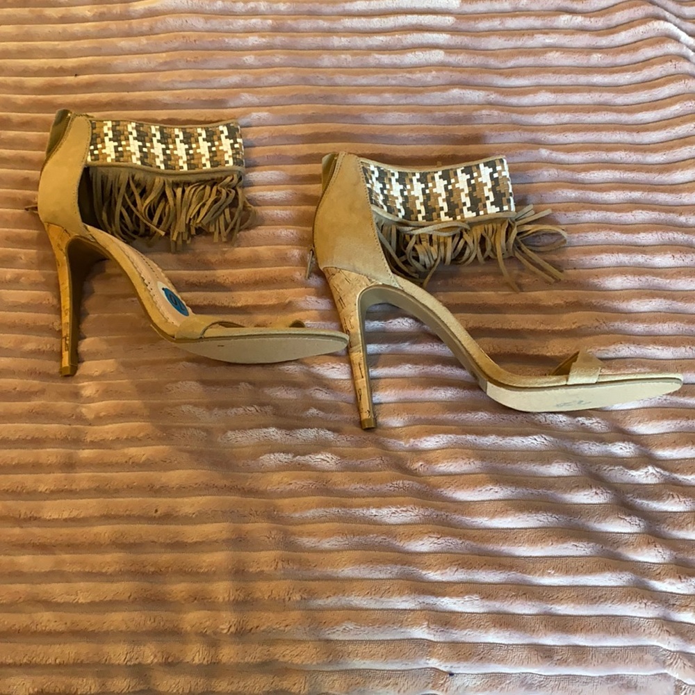 Brand new with tags Chinese Laundry Fringe heels